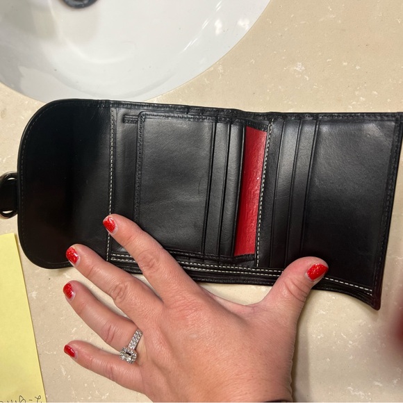 - Dooney Bourke wallet - Picture 3 of 6